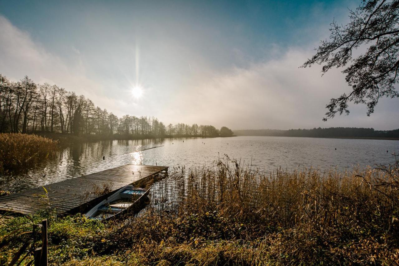 Luxus-See-Domizil Mit Sauna, Kamin Und Boot-130 Qm Fuer 6 Personen Krakow am See Extérieur photo